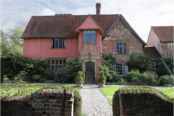 Love at First Sight | Roger & Jill Hadlee's Stewardship of Coggeshall Abbey